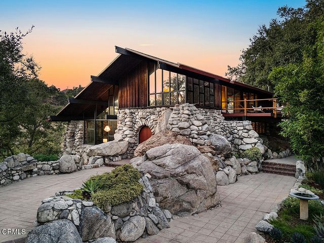 3740 Canyon Crest Road, Altadena, CA 91001