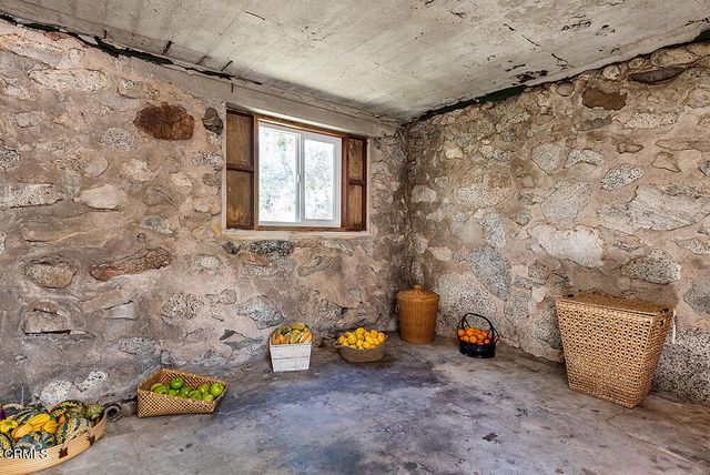 3740 Canyon Crest Road, Altadena, CA 91001