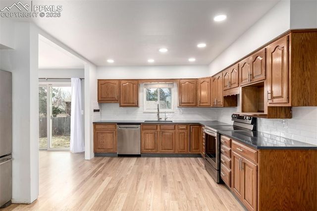 1418 Osgood Road, Colorado Springs, CO 80915