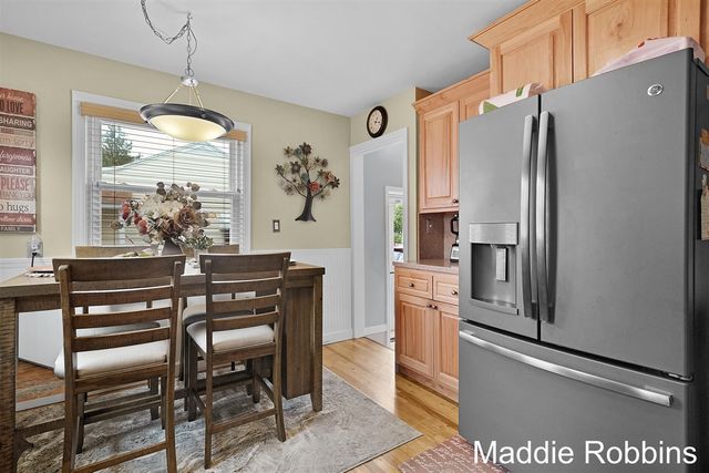 3835 Wilson Avenue, Grandville, MI 49418
