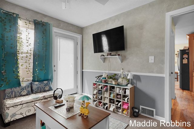 3835 Wilson Avenue, Grandville, MI 49418