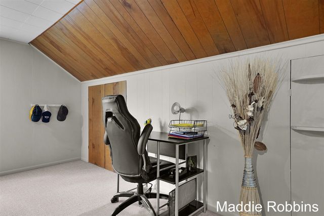 3835 Wilson Avenue, Grandville, MI 49418