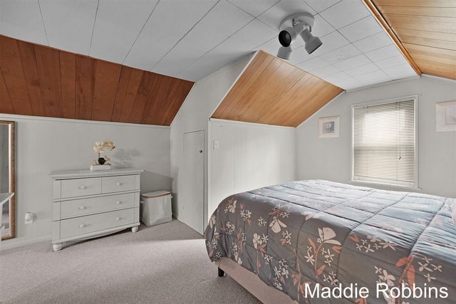 3835 Wilson Avenue, Grandville, MI 49418