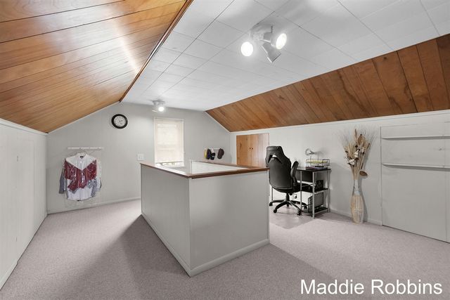 3835 Wilson Avenue, Grandville, MI 49418