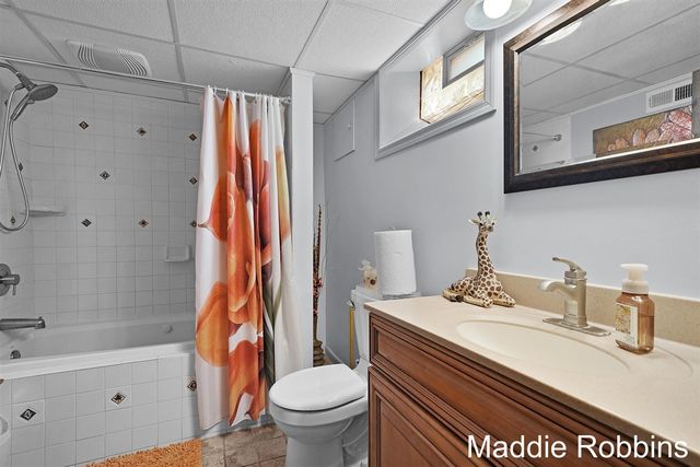 3835 Wilson Avenue, Grandville, MI 49418