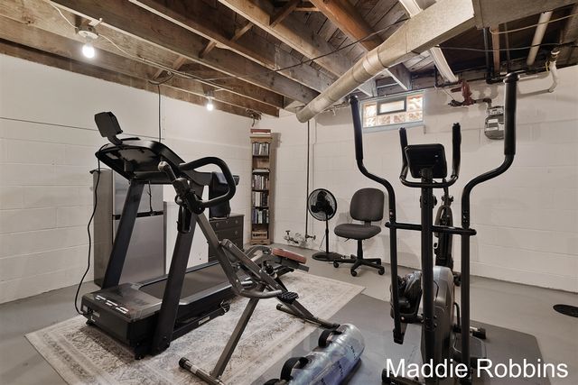3835 Wilson Avenue, Grandville, MI 49418