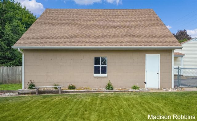 3835 Wilson Avenue, Grandville, MI 49418