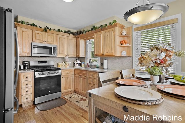 3835 Wilson Avenue, Grandville, MI 49418