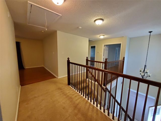 1040 Woodbriar Drive, Grapevine, TX 76051
