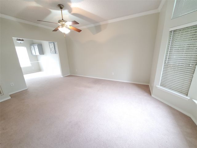 1040 Woodbriar Drive, Grapevine, TX 76051