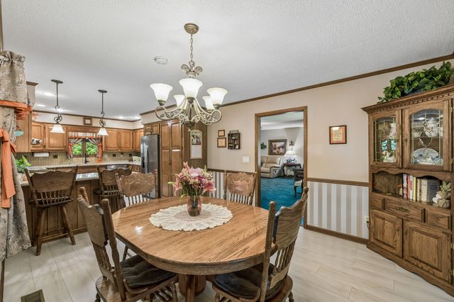 755 Utsi Rd, Estill Springs, TN 37330