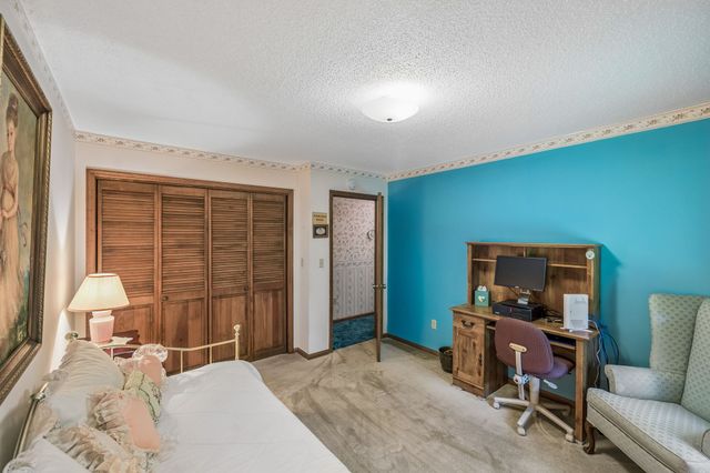 755 Utsi Rd, Estill Springs, TN 37330