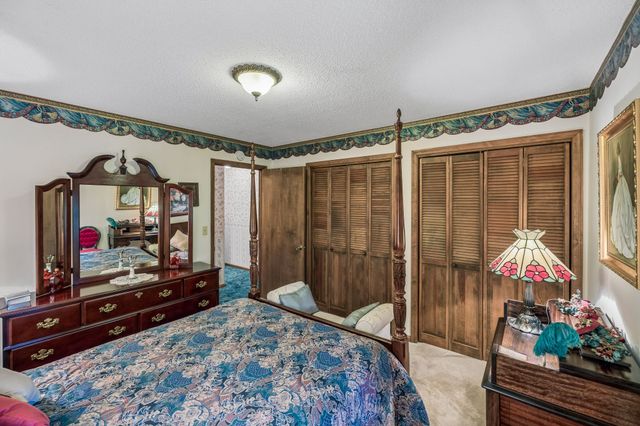 755 Utsi Rd, Estill Springs, TN 37330