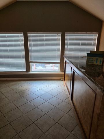 5934 Deerwood Drive, Conroe, TX 77306