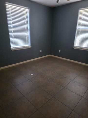 5934 Deerwood Drive, Conroe, TX 77306