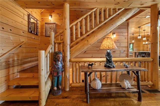 460 Wikle Drive, Ellijay, GA 30540