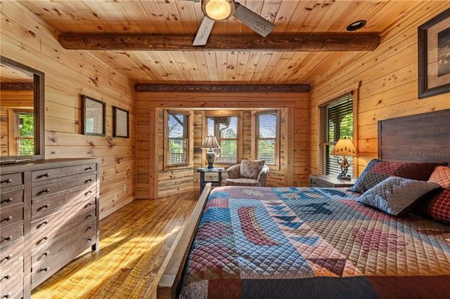 460 Wikle Drive, Ellijay, GA 30540