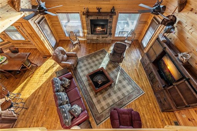 460 Wikle Drive, Ellijay, GA 30540