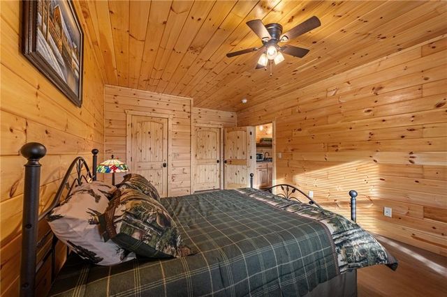 460 Wikle Drive, Ellijay, GA 30540