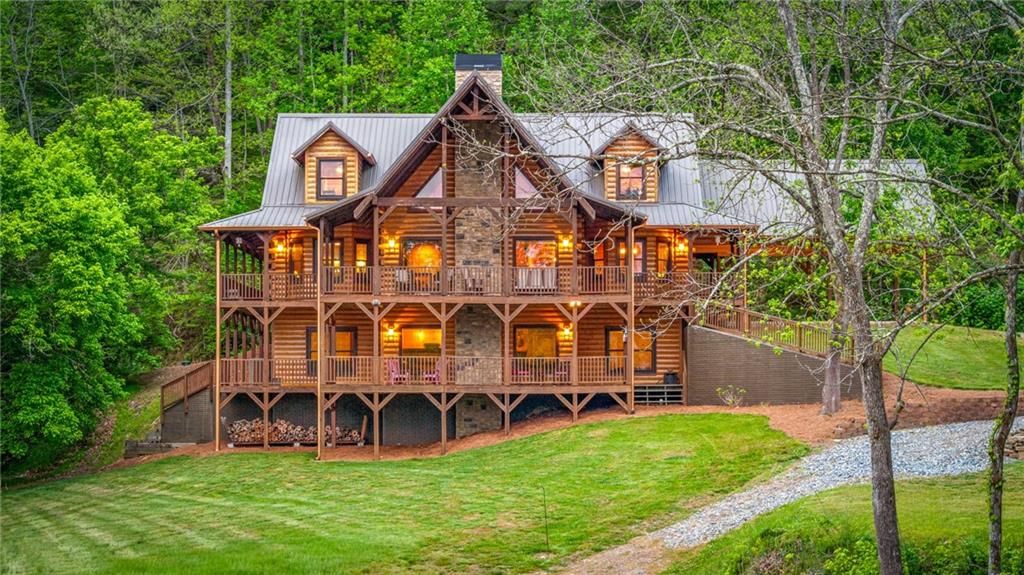 460 Wikle Drive, Ellijay, GA 30540
