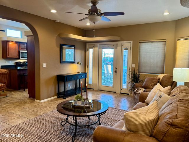 128 E AZTEC Boulevard 214, Mesa, AZ 85205