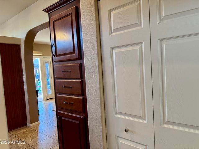 128 E AZTEC Boulevard 214, Mesa, AZ 85205