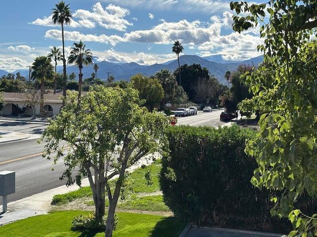 32389 Whispering Palms Trail 4, Cathedral City, CA 92234