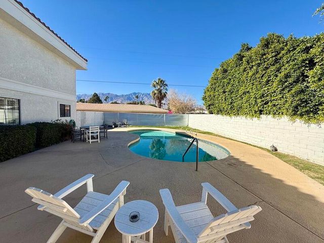 32389 Whispering Palms Trail 4, Cathedral City, CA 92234