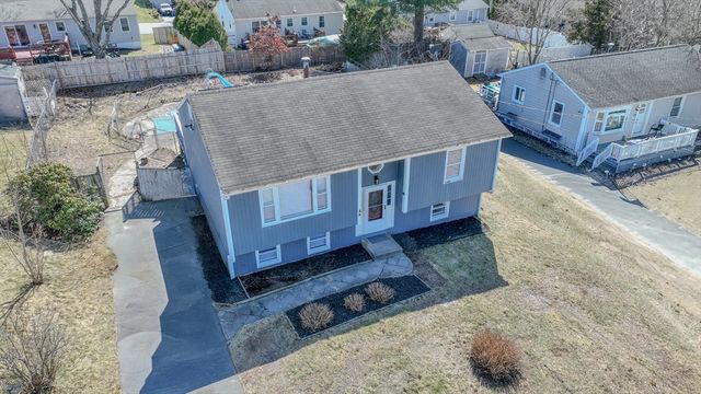 48 Irene St, New Bedford, MA 02745