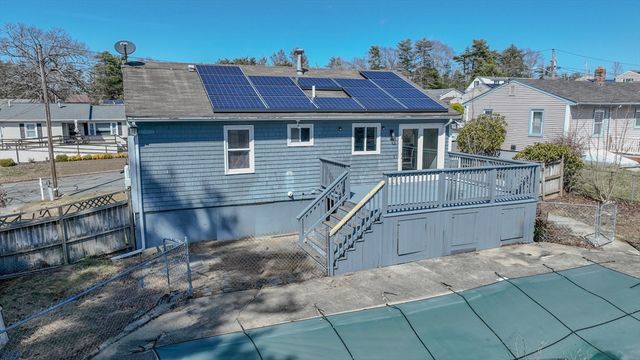 48 Irene St, New Bedford, MA 02745