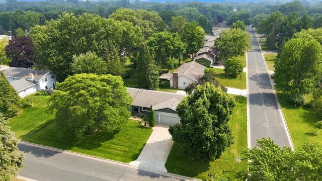 2636 Ridge Lane, Mounds View, MN 55112