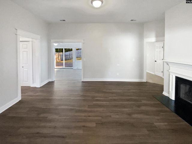 21 Twin Oaks Circle, Columbia, SC 29209