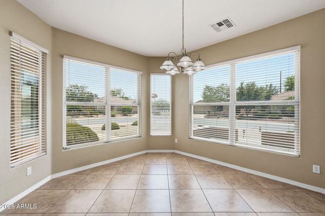 3220 E GLENEAGLE Drive, Chandler, AZ 85249