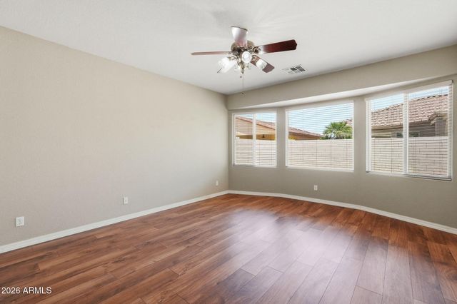 3220 E GLENEAGLE Drive, Chandler, AZ 85249