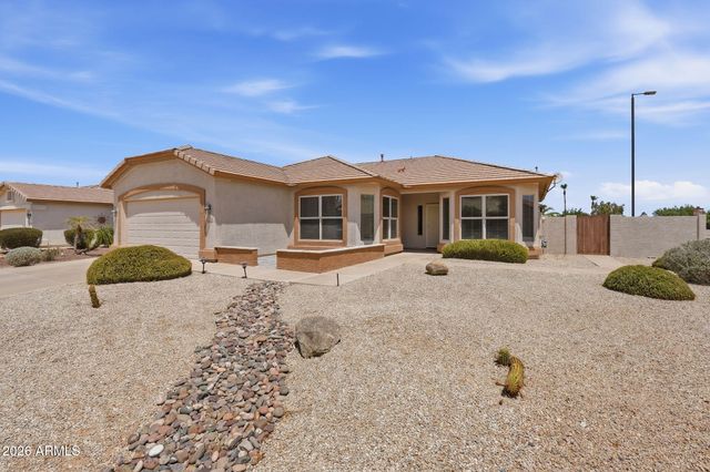 3220 E GLENEAGLE Drive, Chandler, AZ 85249