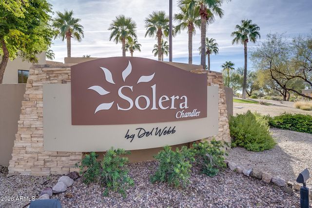 3220 E GLENEAGLE Drive, Chandler, AZ 85249