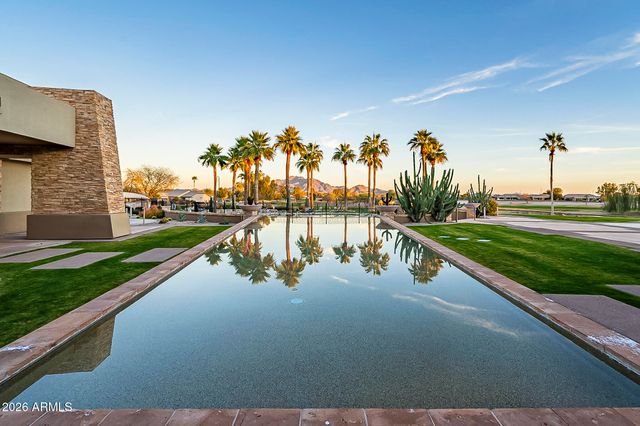 3220 E GLENEAGLE Drive, Chandler, AZ 85249