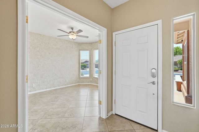 3220 E GLENEAGLE Drive, Chandler, AZ 85249