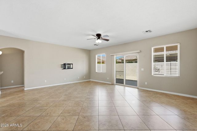 3220 E GLENEAGLE Drive, Chandler, AZ 85249