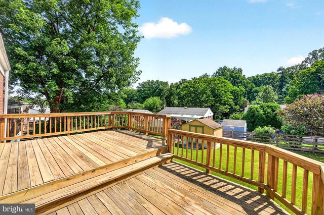 11407 GRAYLING LN, Rockville, MD 20852