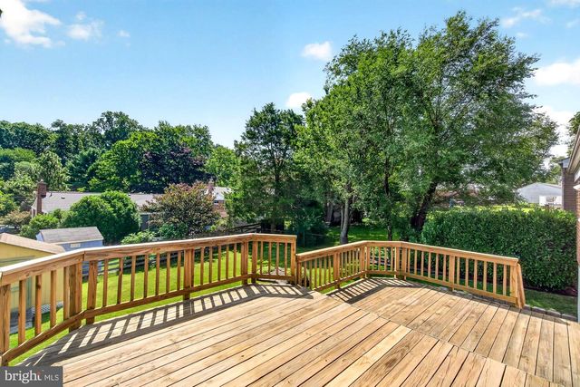 11407 GRAYLING LN, Rockville, MD 20852