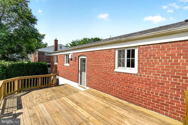 11407 GRAYLING LN, Rockville, MD 20852