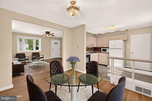 11407 GRAYLING LN, Rockville, MD 20852