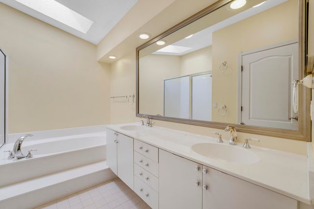 27 Via Del Corso, Palm Beach Gardens, FL 33418