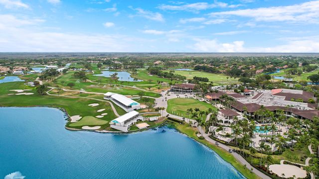 27 Via Del Corso, Palm Beach Gardens, FL 33418