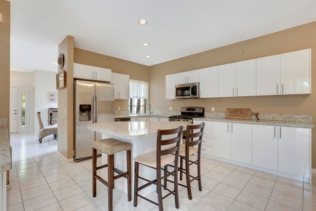 27 Via Del Corso, Palm Beach Gardens, FL 33418