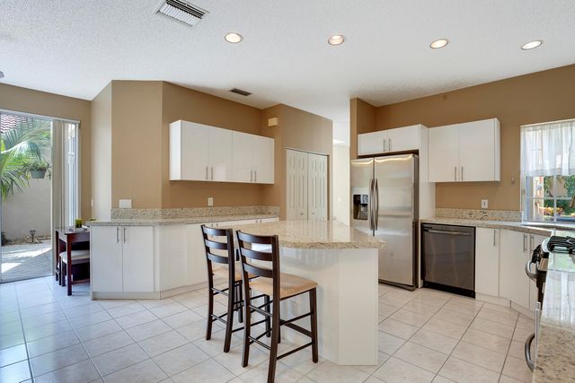 27 Via Del Corso, Palm Beach Gardens, FL 33418