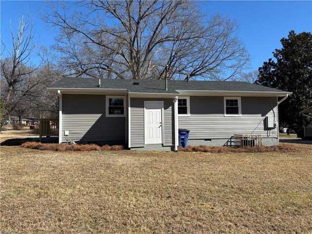3862 Hartford Street, Winston-salem, NC 27106