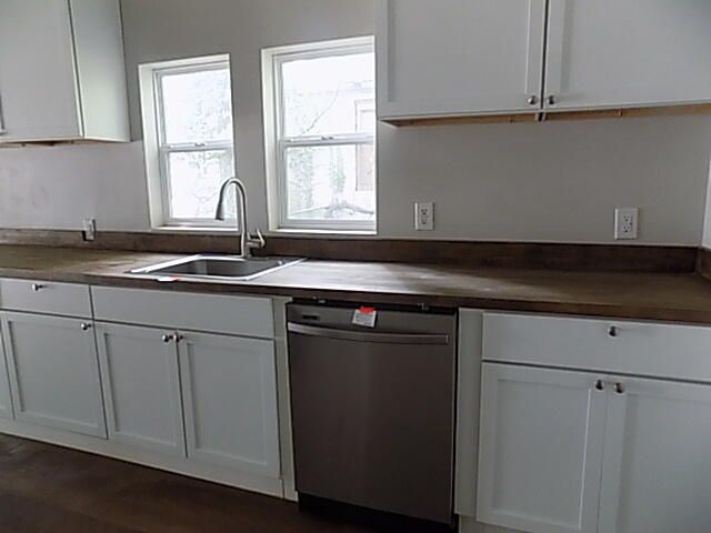 2111 N Newton Avenue, Springfield, MO 65803