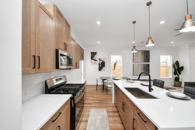 3537 Amos Street, Houston, TX 77021